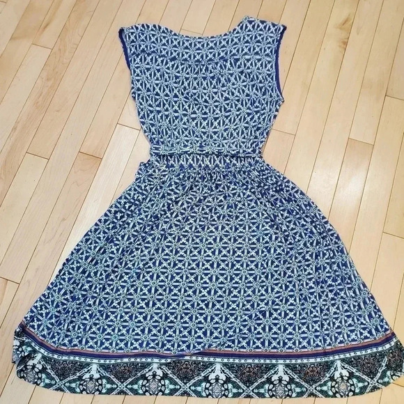 Blue patterned dress geometric size medium - Picture 5 of 7